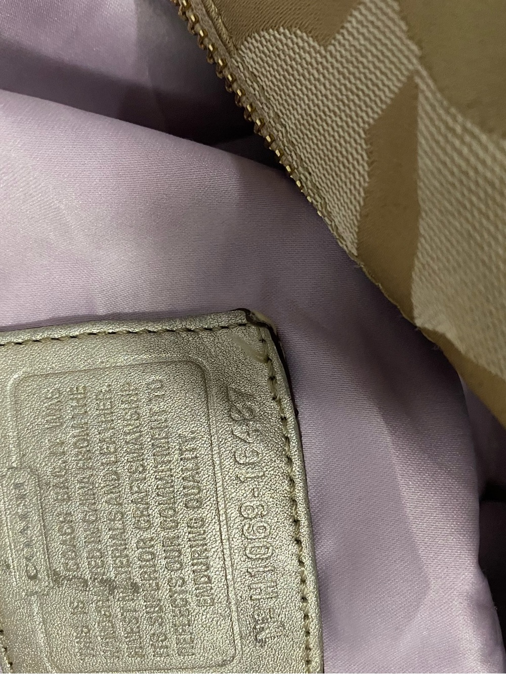 Coach Large Logo Tan Shoulder Purse Used - Picture 16 of 16